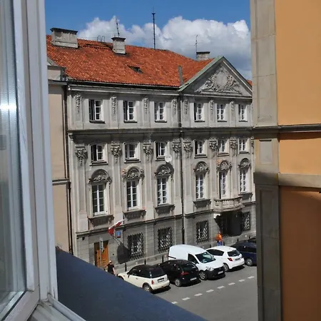Stare Miasto - Trebacka Варшава Екстер'єр фото